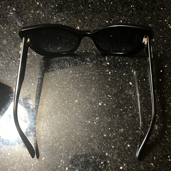 Dolce & Gabbana sunglasses - Picture 9 of 17